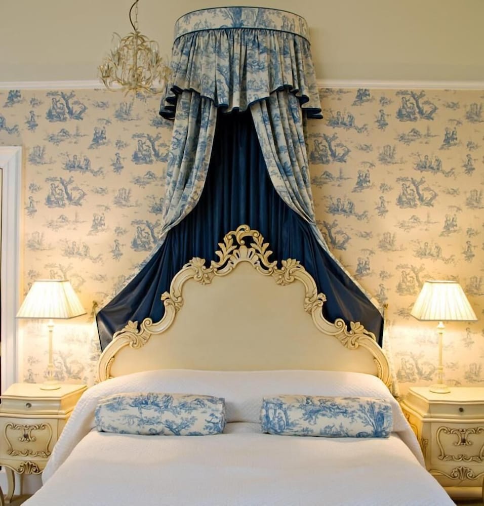 castle house bandb