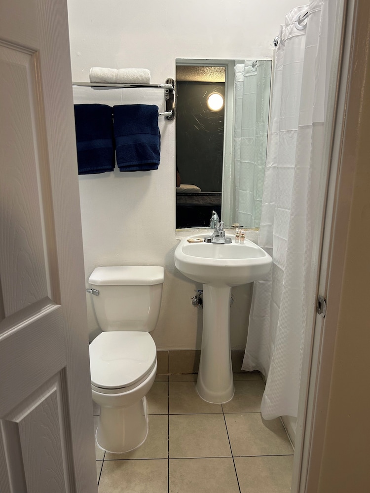 budget inn hollywood