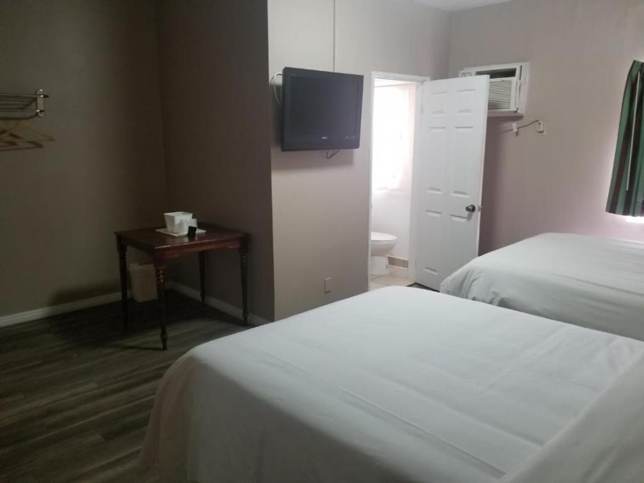 Budget Inn Hollywood,Hollywood>>Burbank,2 star