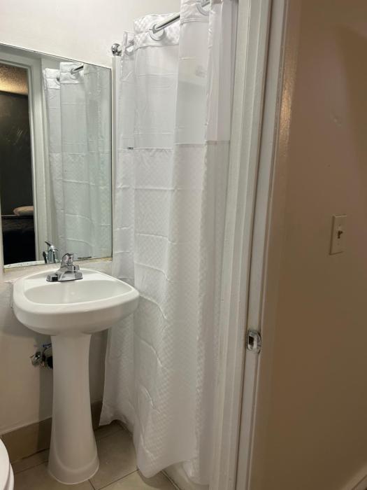 budget inn hollywood