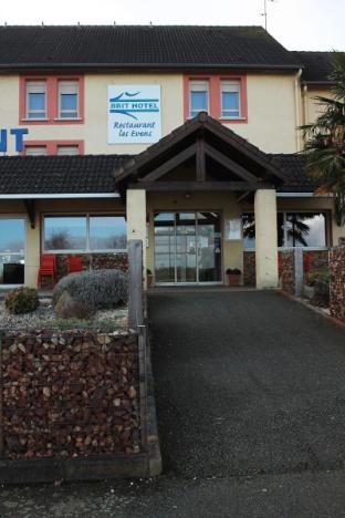 brit hotel les evens