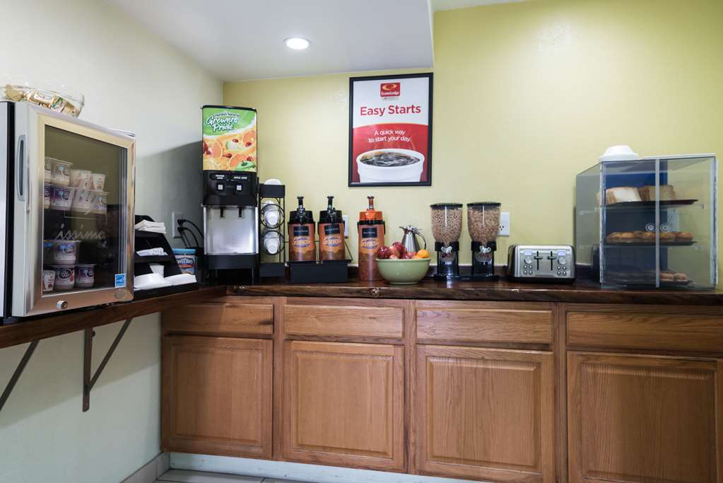 econo lodge inn and suites williams grand canyon area