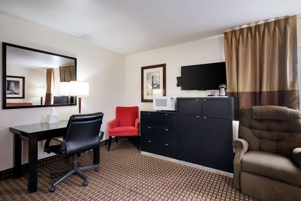 econo lodge inn and suites williams grand canyon area