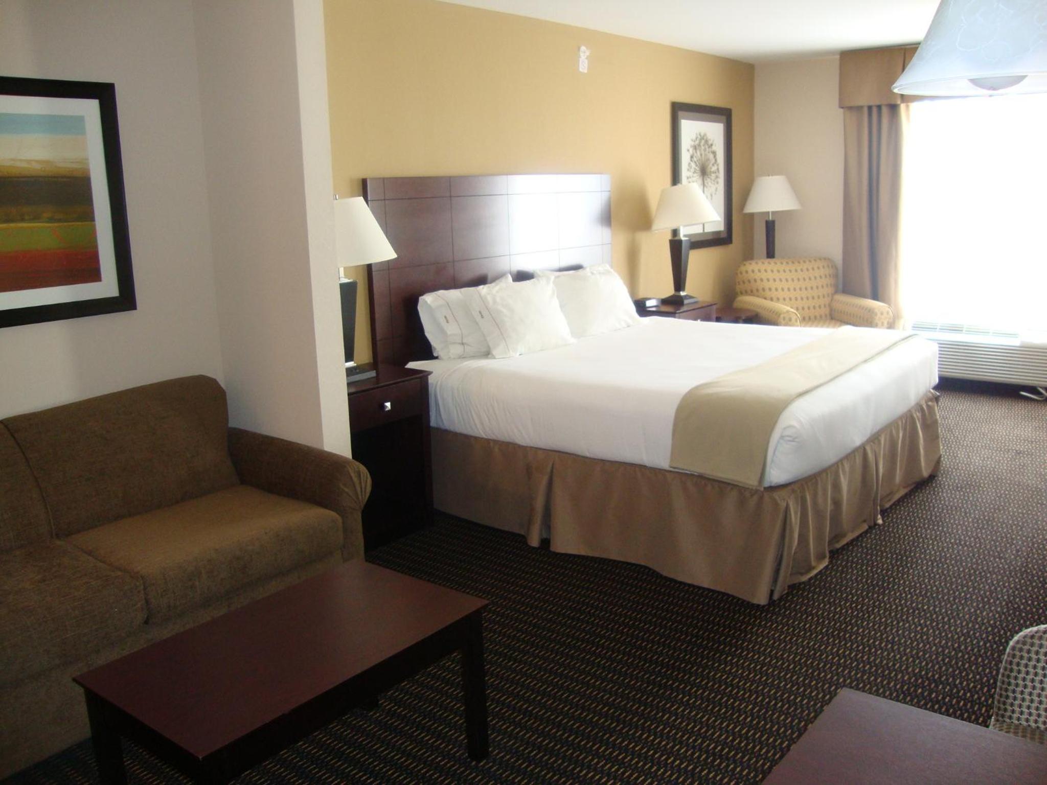 holiday inn express hotel and suites sidney by ihg