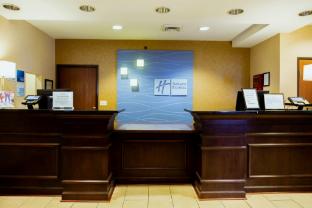 holiday inn express hotel and suites sidney by ihg