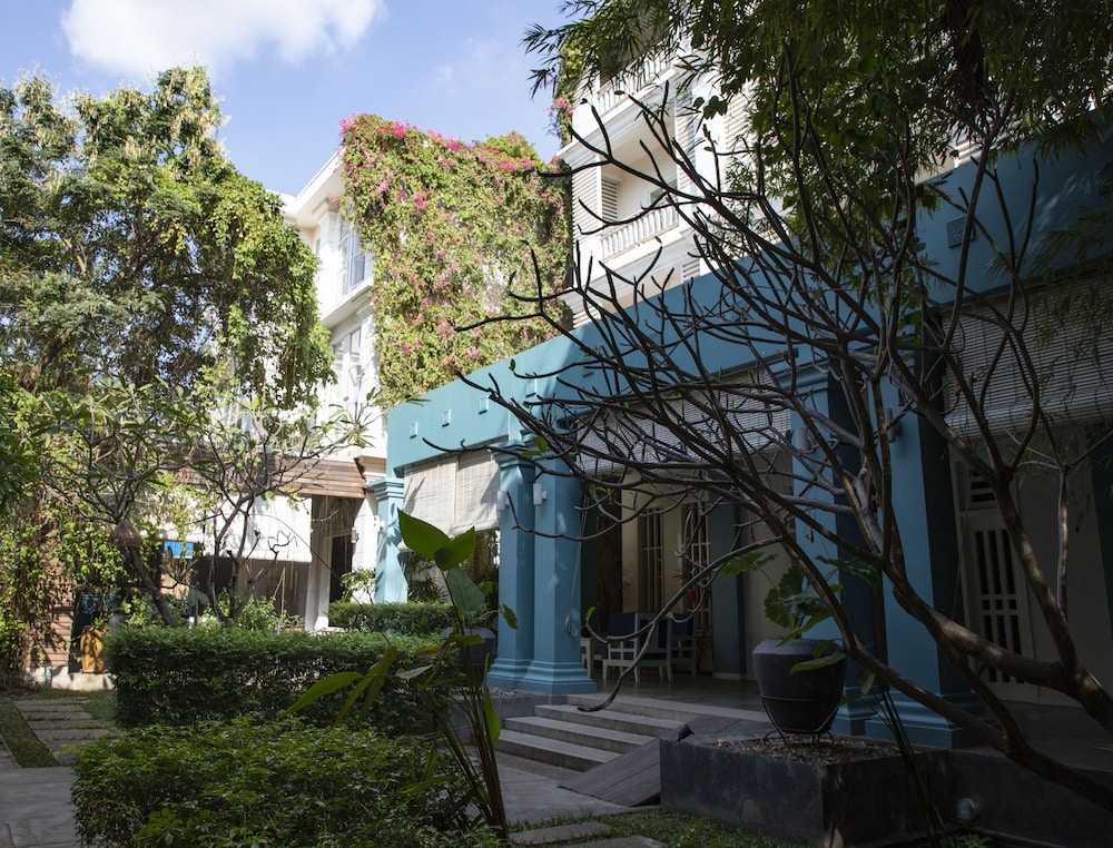 amber angkor villa hotel and spa