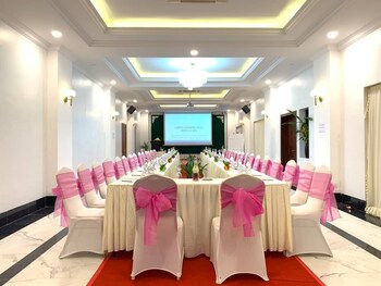 Amber Angkor Villa Hotel & Spa,Near Angkor Trade Center,4 star