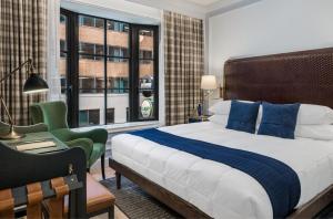 merrion row hotel and public house