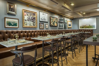 merrion row hotel and public house