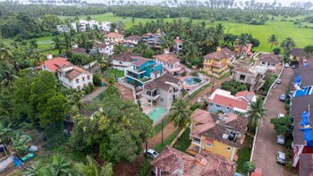 Villa Reverie 6 Bedroom Ultra Modern,,2 star