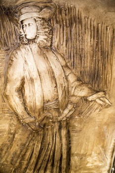 hotel le roi theodore and spa