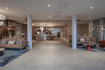 victoria marina hotel villeneuve loubet tapestry collection by hilton