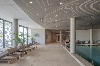 victoria marina hotel villeneuve loubet tapestry collection by hilton