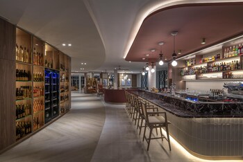 victoria marina hotel villeneuve loubet tapestry collection by hilton