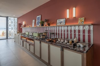 victoria marina hotel villeneuve loubet tapestry collection by hilton