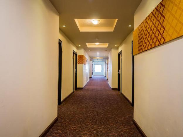 atrium boutique hotel