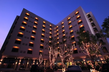 atrium boutique hotel