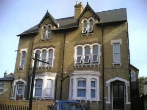 Athena Guest House,Oxford>>Kidlington,3 star