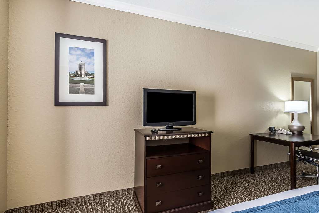 comfort suites houston iah airport beltway 8