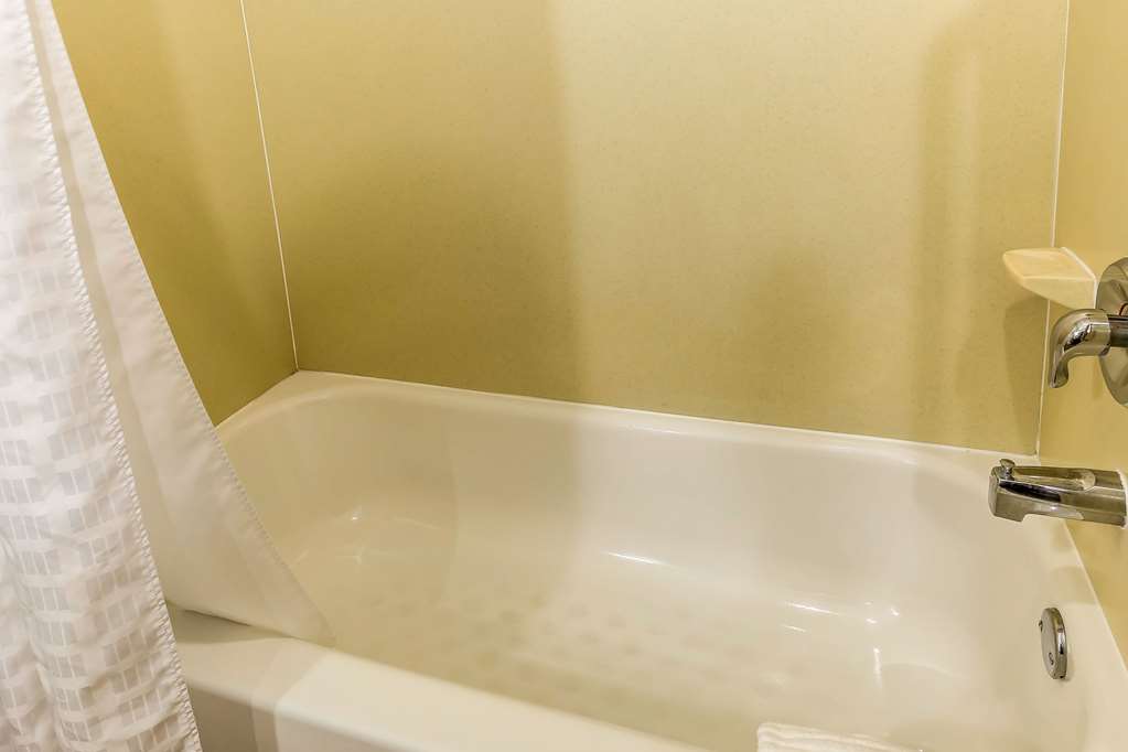 comfort suites houston iah airport beltway 8