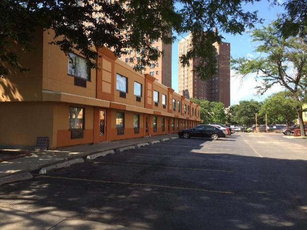 chicago lake shore hotel