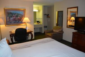 chicago lake shore hotel