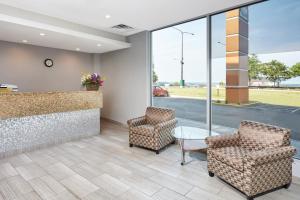 chicago lake shore hotel