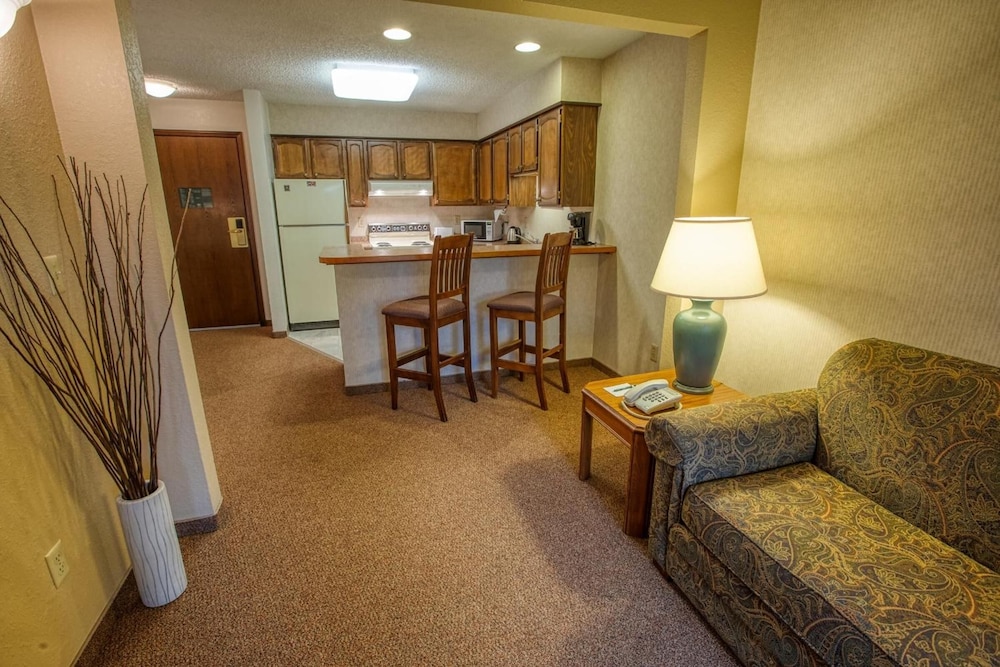 sophie station suites