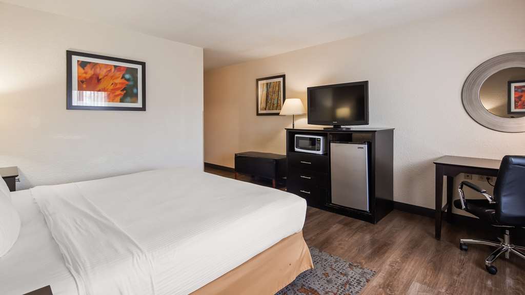 best western plus newark christiana inn