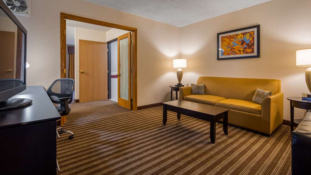 best western plus newark christiana inn