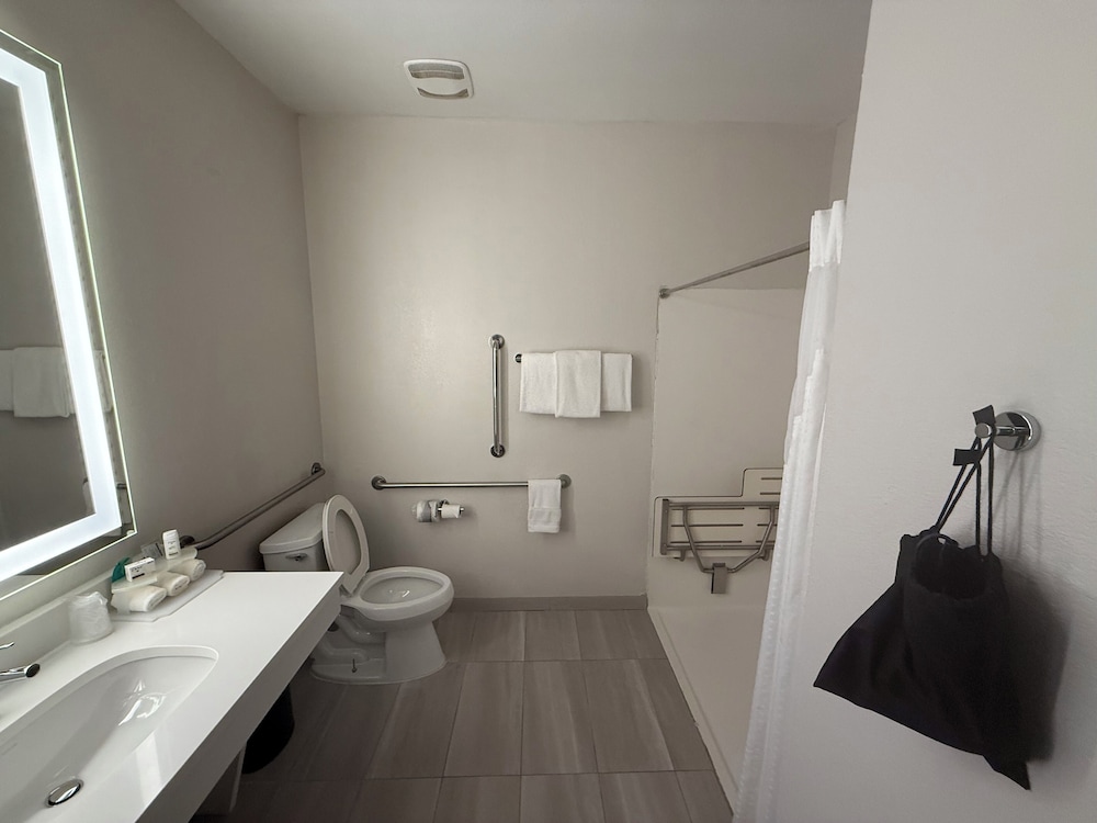 holiday inn express marble falls by ihg