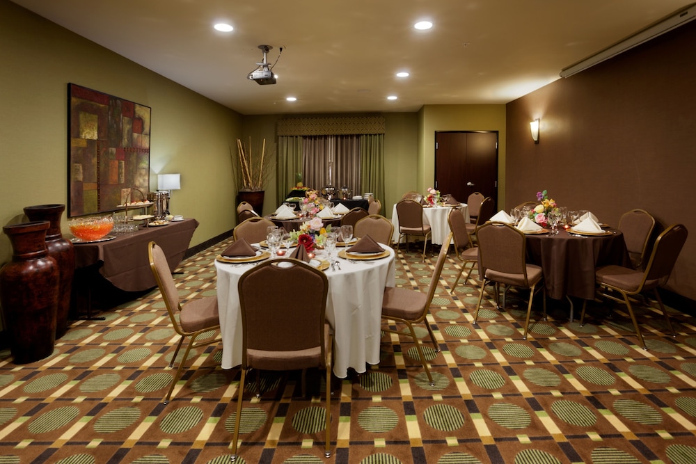 holiday inn express marble falls by ihg