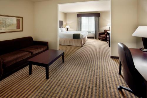 holiday inn express marble falls by ihg
