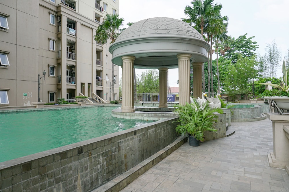 well furnished 2br grand palace kemayoran apartment