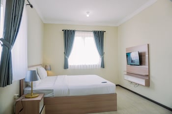 well furnished 2br grand palace kemayoran apartment