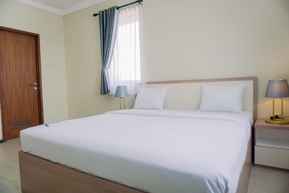 well furnished 2br grand palace kemayoran apartment
