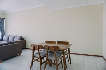 well furnished 2br grand palace kemayoran apartment