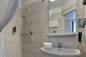 centro hotel arde koln trademark collection by wyndham