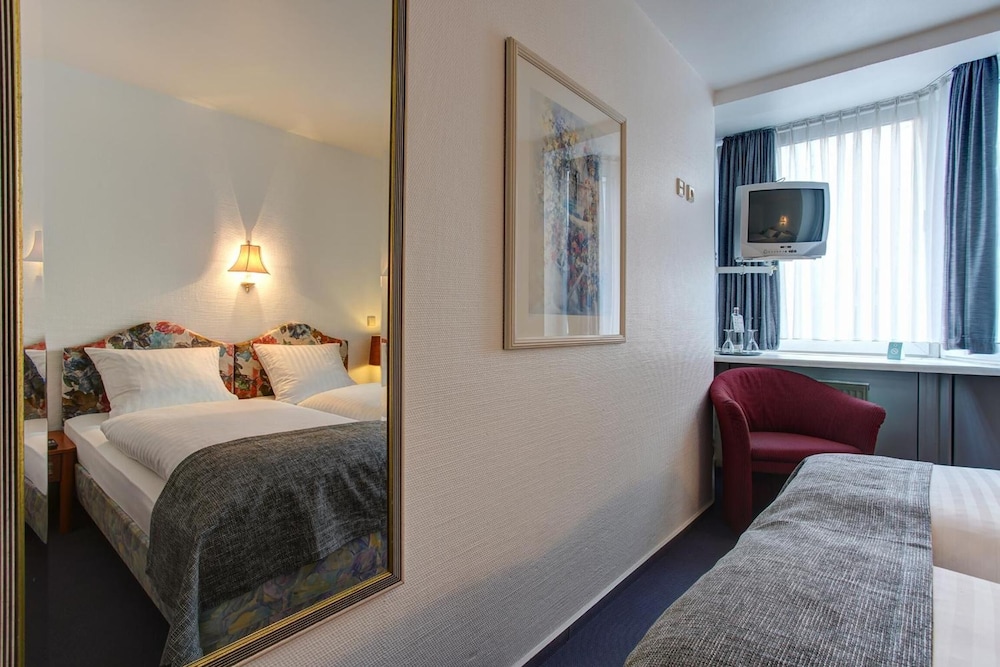 centro hotel arde koln trademark collection by wyndham