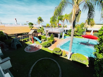 hotel la cascada