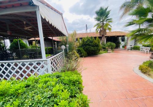 hotel la cascada