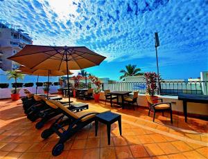 one beach street zona romantica puerto vallarta