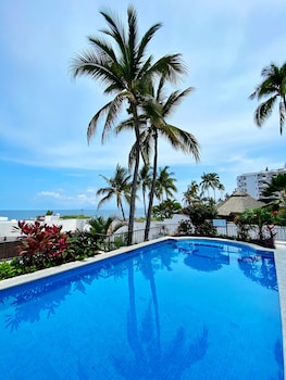 one beach street zona romantica puerto vallarta