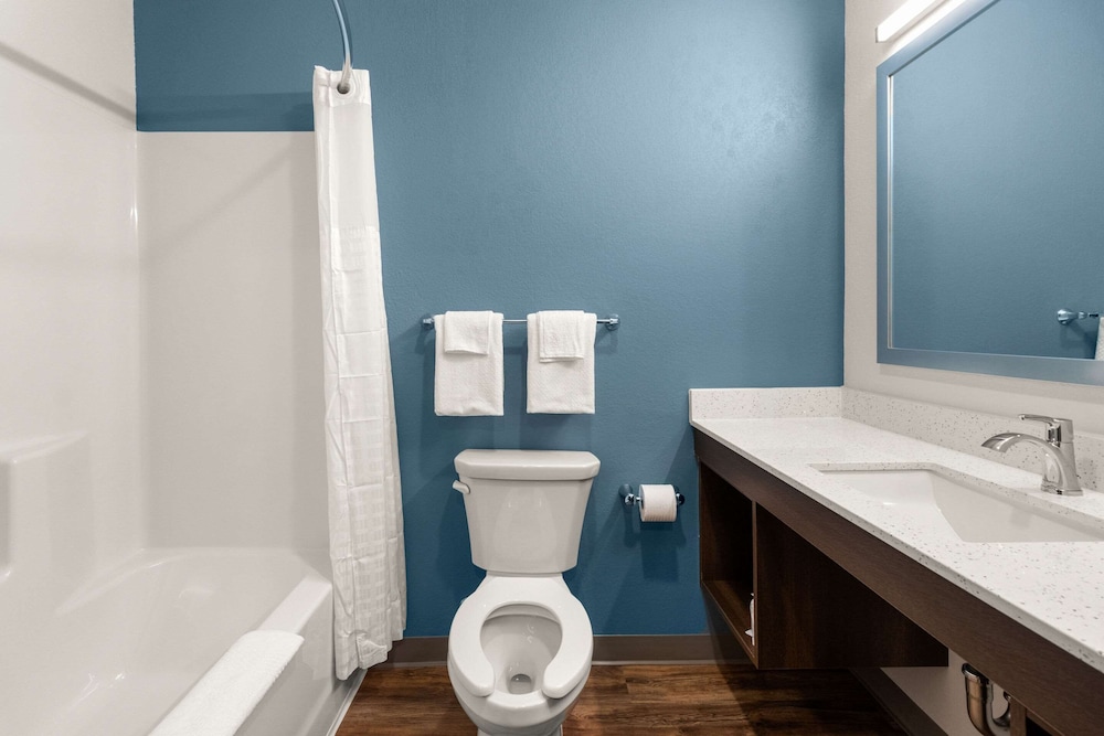 woodspring suites bowling green i 65