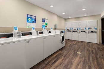 woodspring suites bowling green i 65