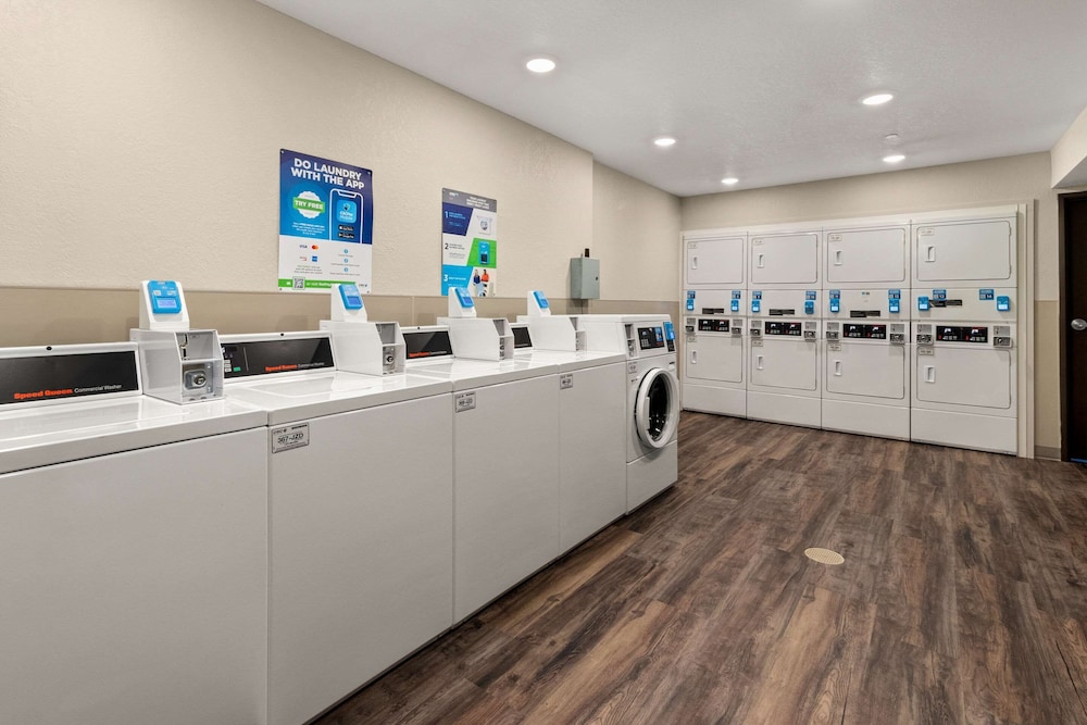woodspring suites bowling green i 65