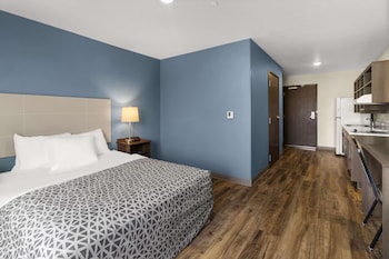 woodspring suites bowling green i 65