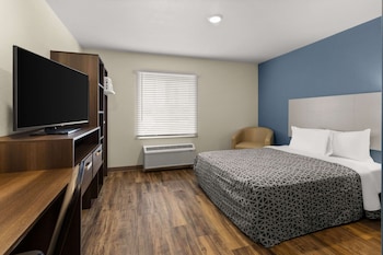 woodspring suites bowling green i 65