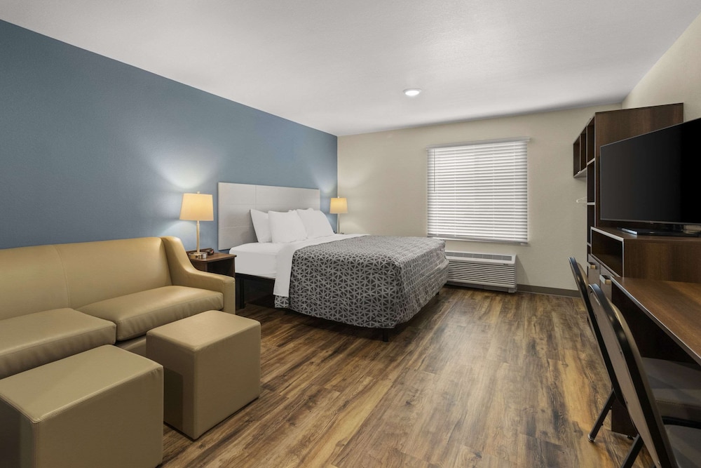 woodspring suites bowling green i 65