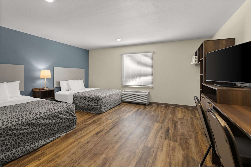 woodspring suites bowling green i 65